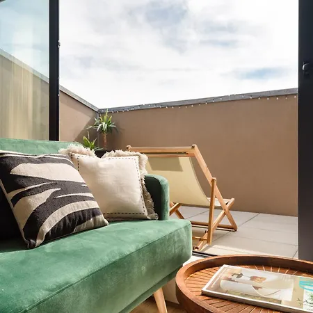 公寓 Lovely 2-bed In The Centre With A Sunny Balcony 波尔图